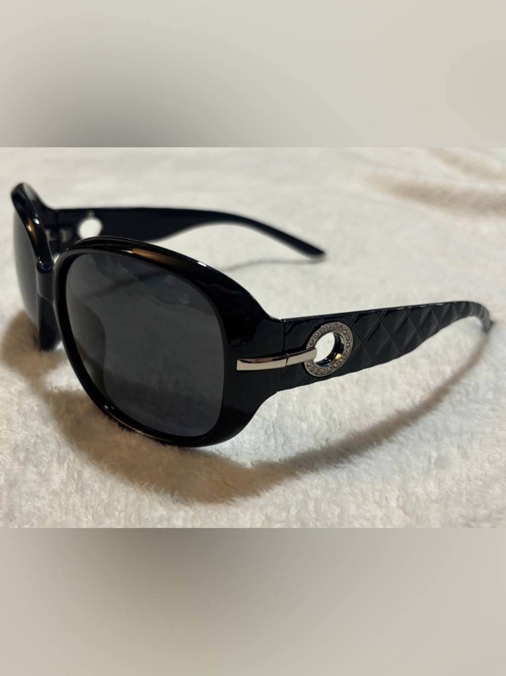Black Women's Fashion Sunglasses with Rhinestone Accent